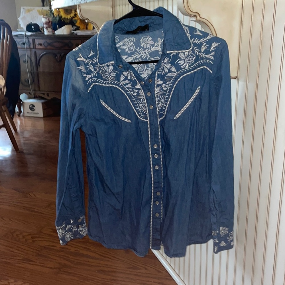 L&B embroidered denim button up top